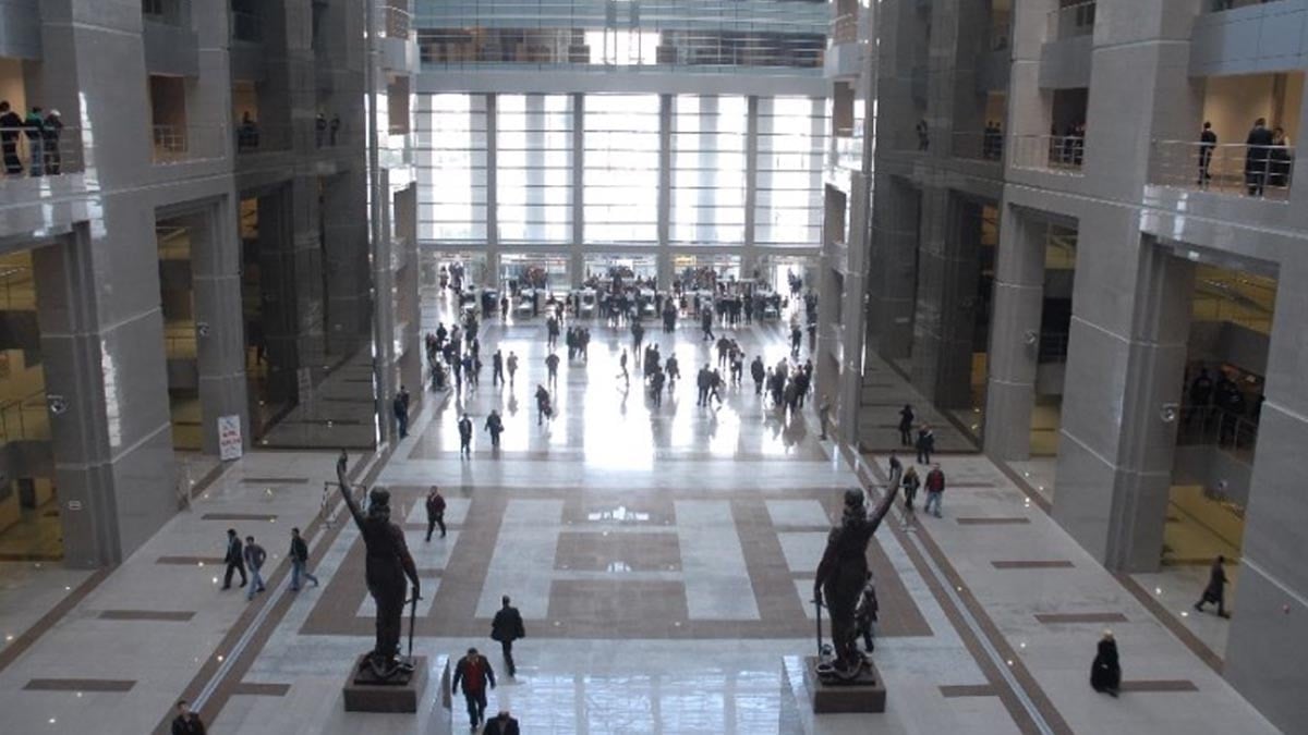 Adliye girişinde yakayı ele verdi! ‘Boşanma davası açacaktım’ dedi