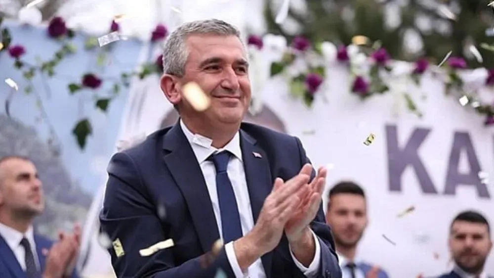 CHP'li Akçakoca Belediye Başkanı Fikret Albayrak tutuklandı