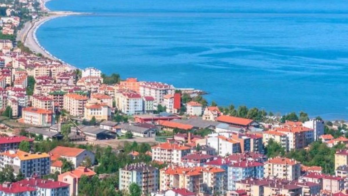 Bayram tatili için o ilçeye nüfusunun on katı turist geldi