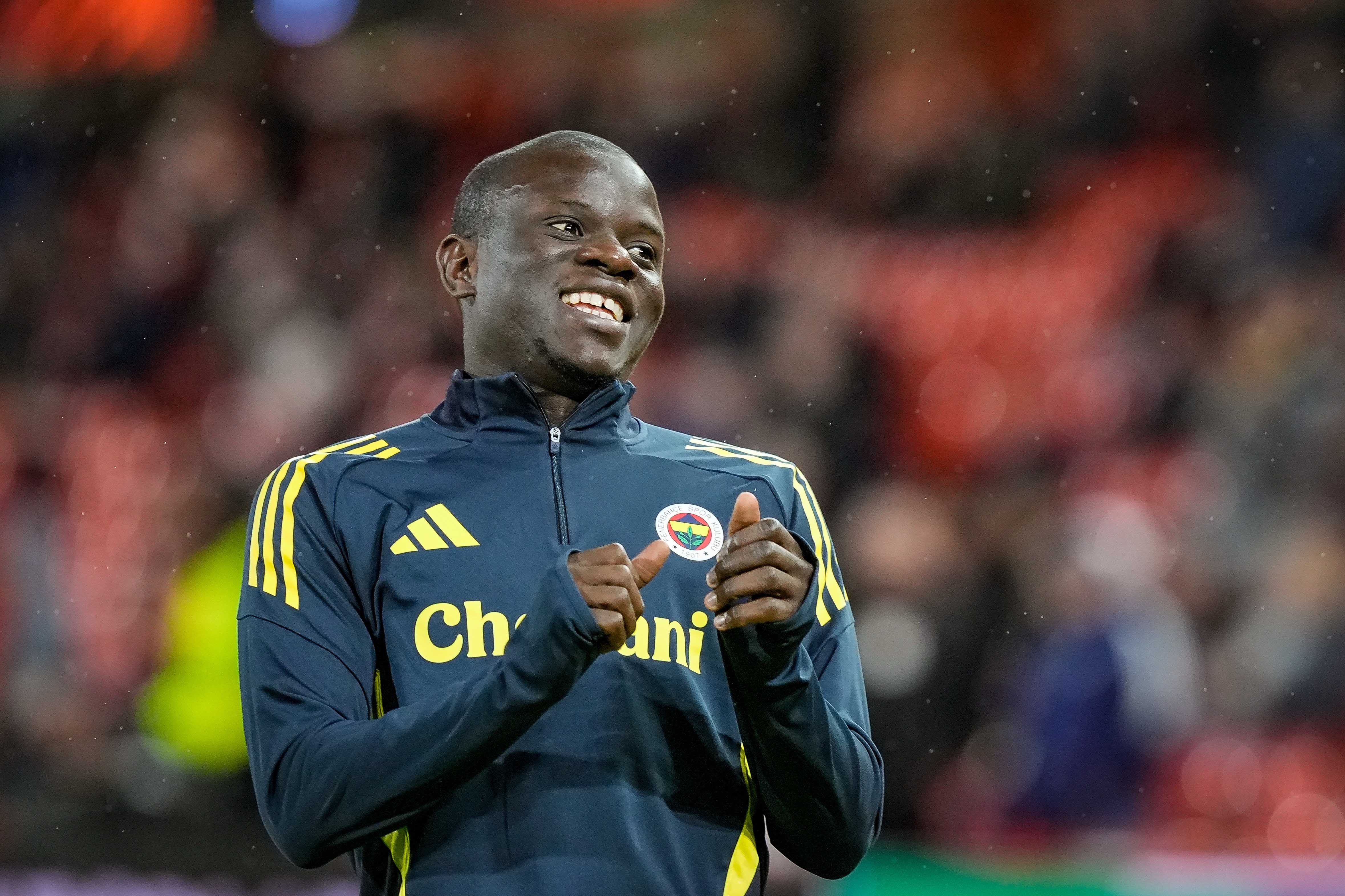 Fenerbahçe'ye kaleciyi Kante getiriyor