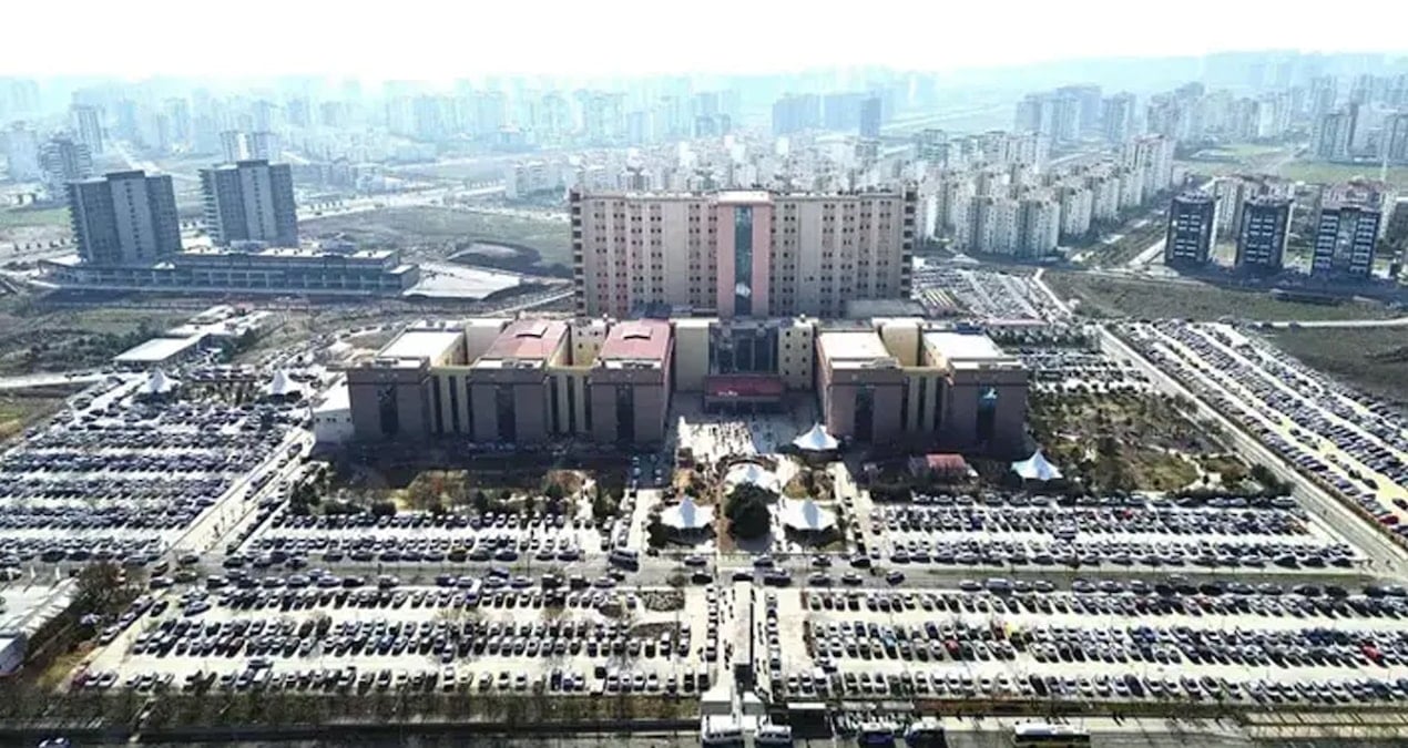 Diyarbakır'da reçete yönlendirme davasında sanıklar suçlamaları reddetti