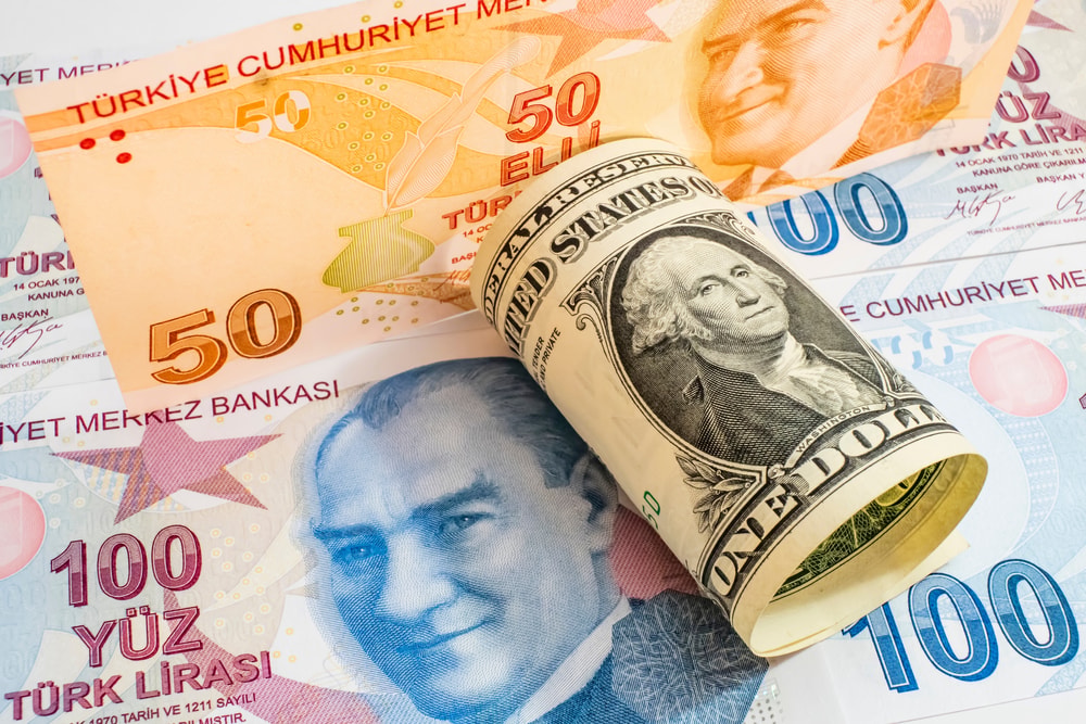 Dolar/TL yeni rekorlara koşuyor