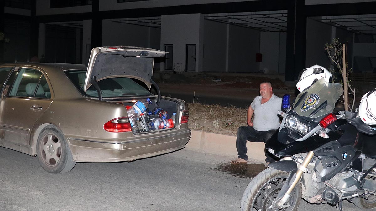 Ehliyetsiz sürücü polisten kaçtı, yakalanınca 'Benim hatam' dedi