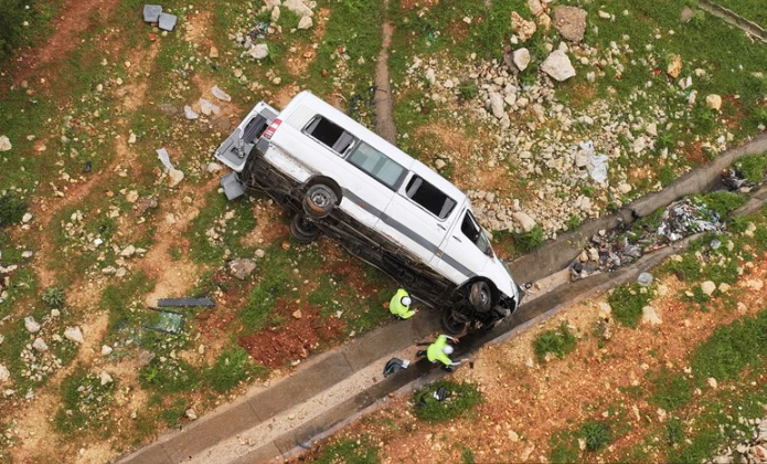 Gaziantep'te işçi servisi devrildi: Çok sayıda yaralı var