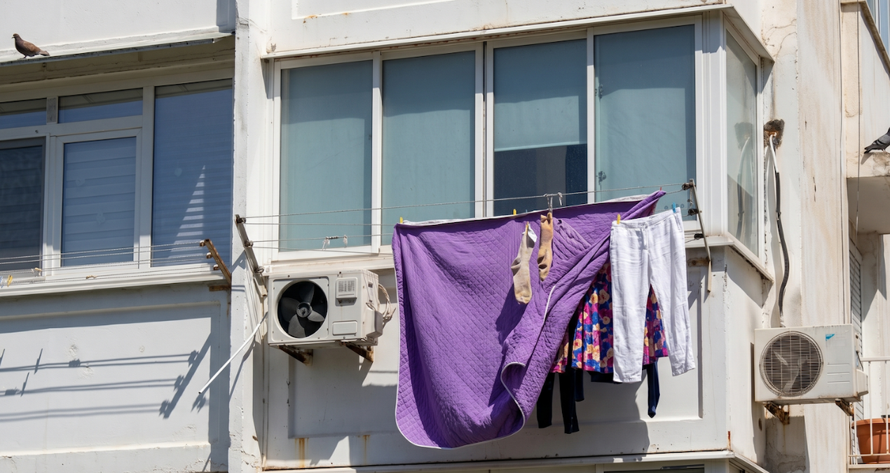 Yargıtay cam balkon uygulamaları için kat maliklerinden onay şartı getirdi