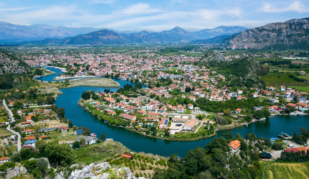 Turistlerin yeni favorisi Türkiye'den çıktı: Valizini alan geliyor 