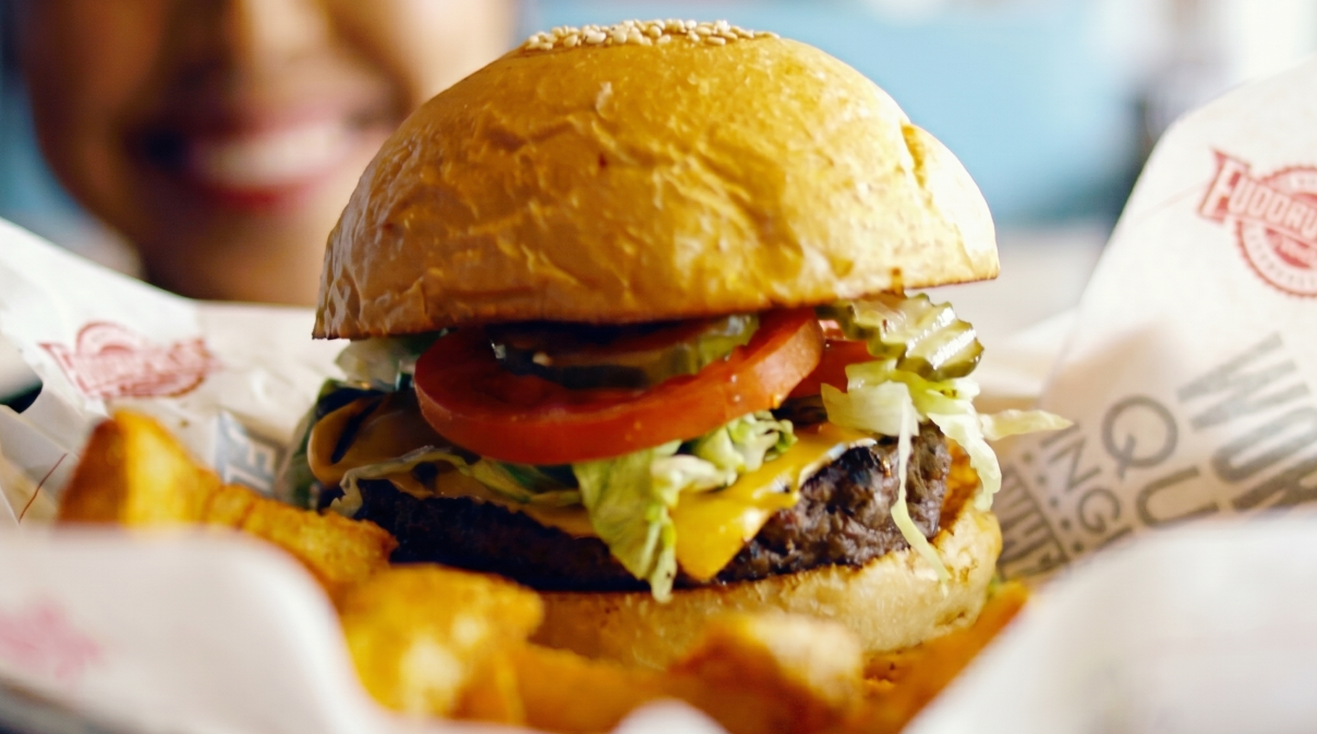 Ünlü burger zincirinin şube sayısı 500'den 44'e düştü