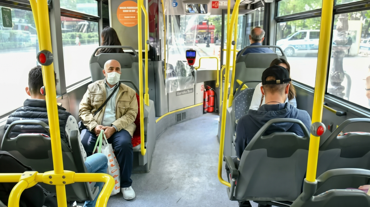 1 Haziran'da yürürlüğe girecek: Ulaşımda tepki toplayan 65 yaş kararı