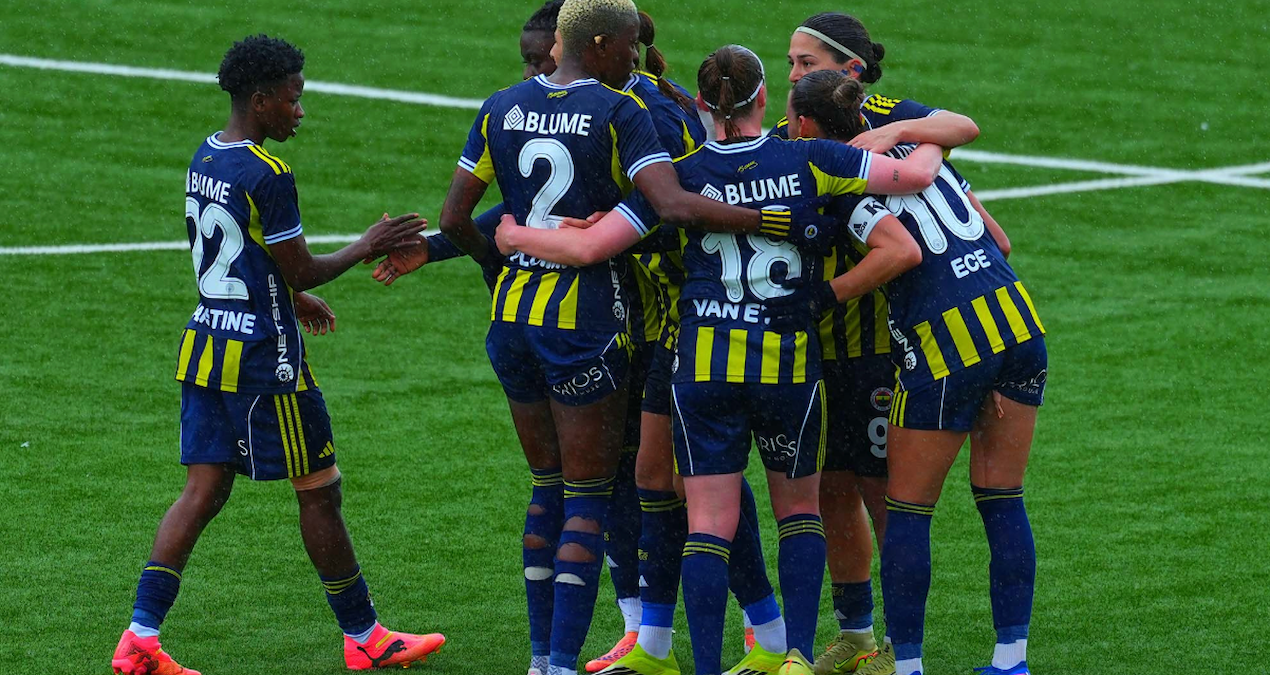 Fenerbahçe Kadın Futbol Takımı lig şampiyonluğunu ilan etti