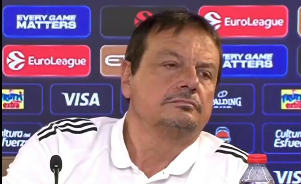 Ergin Ataman'ı sinirlendiren soru! Basın toplantısını terk etti