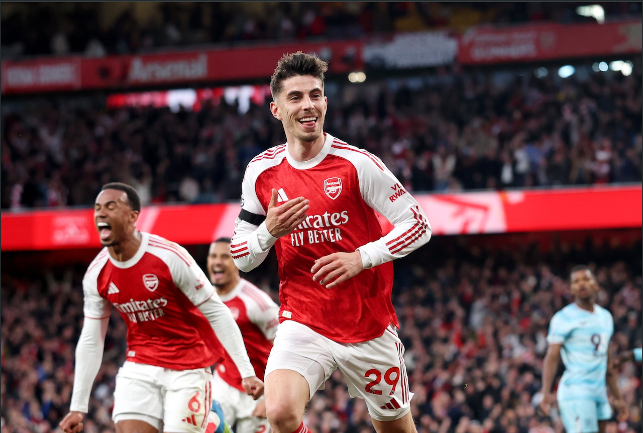 Arsenal’den şampiyonluğa dev adım
