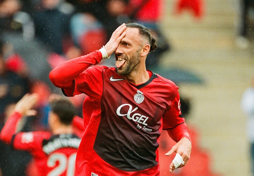 Aziz Yıldırım’ın İstanbul’a gelme isteğini reddettiği o santrfor belli oldu! O futbolcu Muriqi