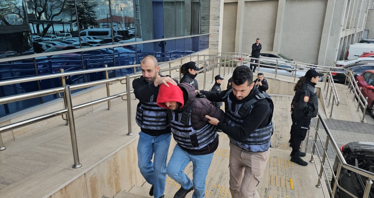 Zonguldak'ta eşinin dayısını öldüren sanığa müebbet hapis cezası verildi