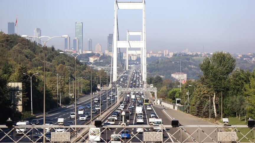 Köprü, otoyol ve toplu ulaşım ücretsiz olacak