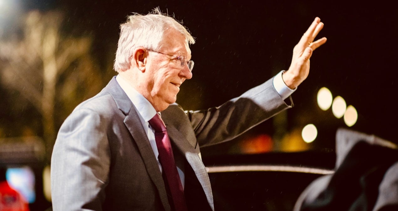 Sir Alex Ferguson hastaneye kaldırıldı!