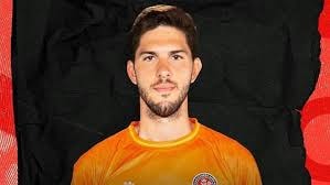 Galatasaray'da ilk ayrılık gerçekleşti! Batuhan Şen Karagümrük'te