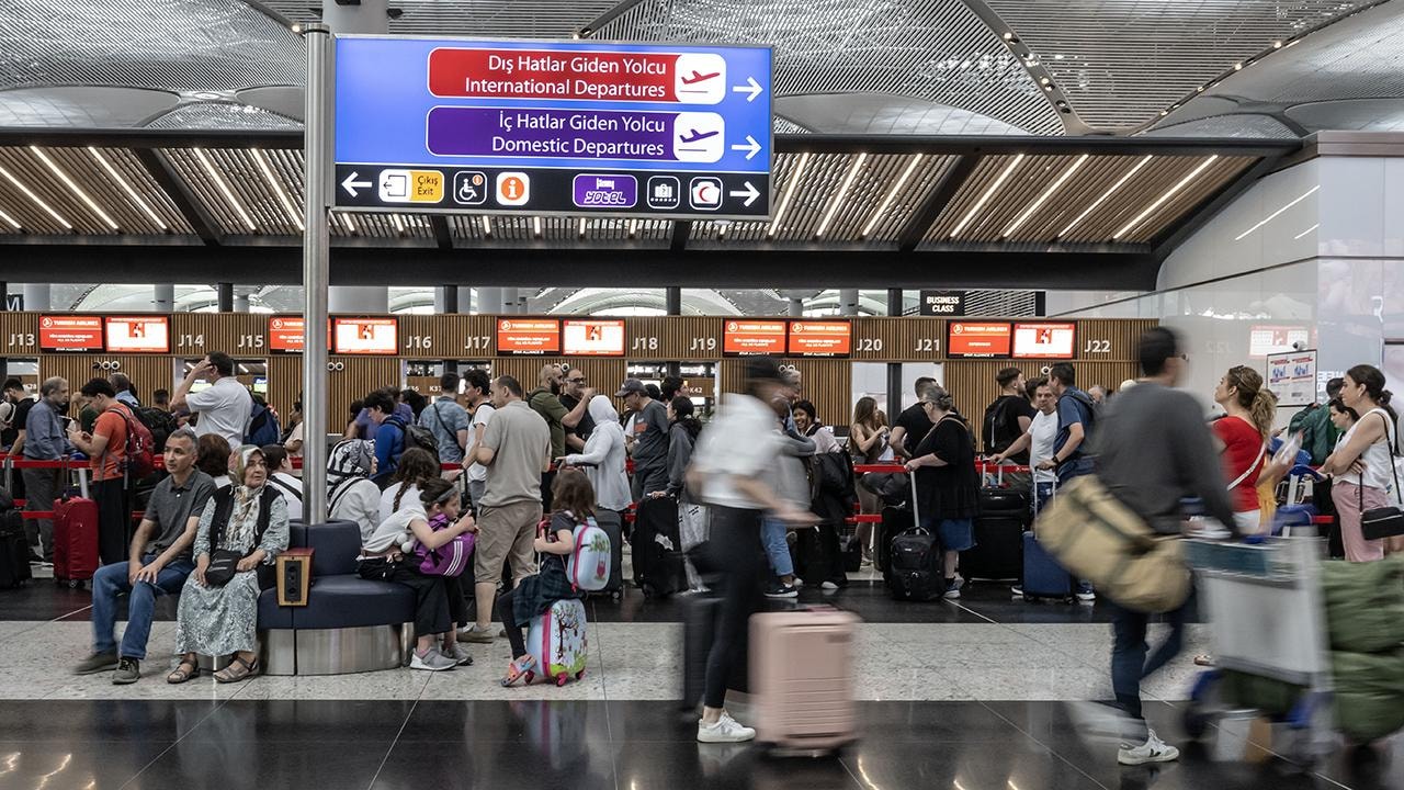 Havalimanlarında artık bedava olacak: Her köşeye yerleştirilecek