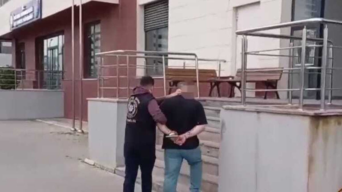 İzmir'de şafak operasyonu: 157 kişi gözaltına alındı