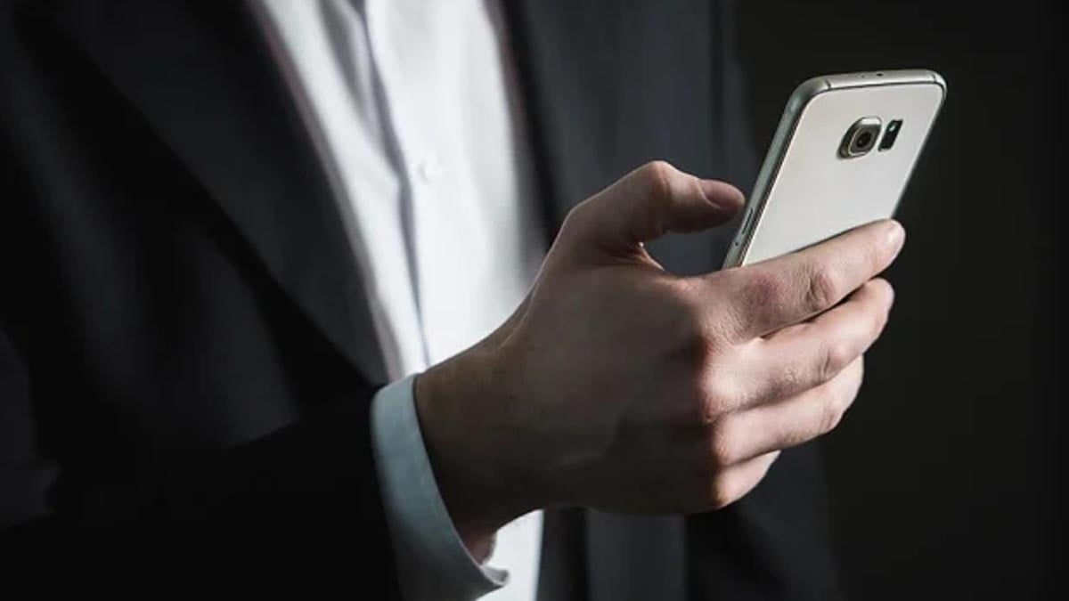 Cep telefonu ve tabletlere dev zam geliyor