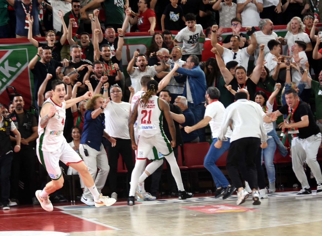 Karşıyaka’nın 52 yıllık geleneği bozulmadı