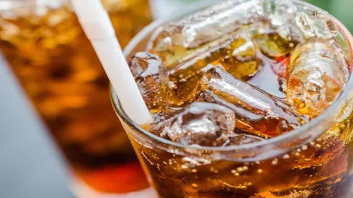 Kola karaborsaya düştü, bir kutu diyet kola için 700 lira ödüyorlar 