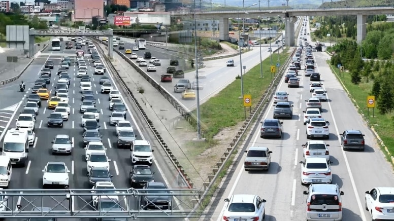 Kurban Bayramı dönüşü otoyollarda yoğunluk