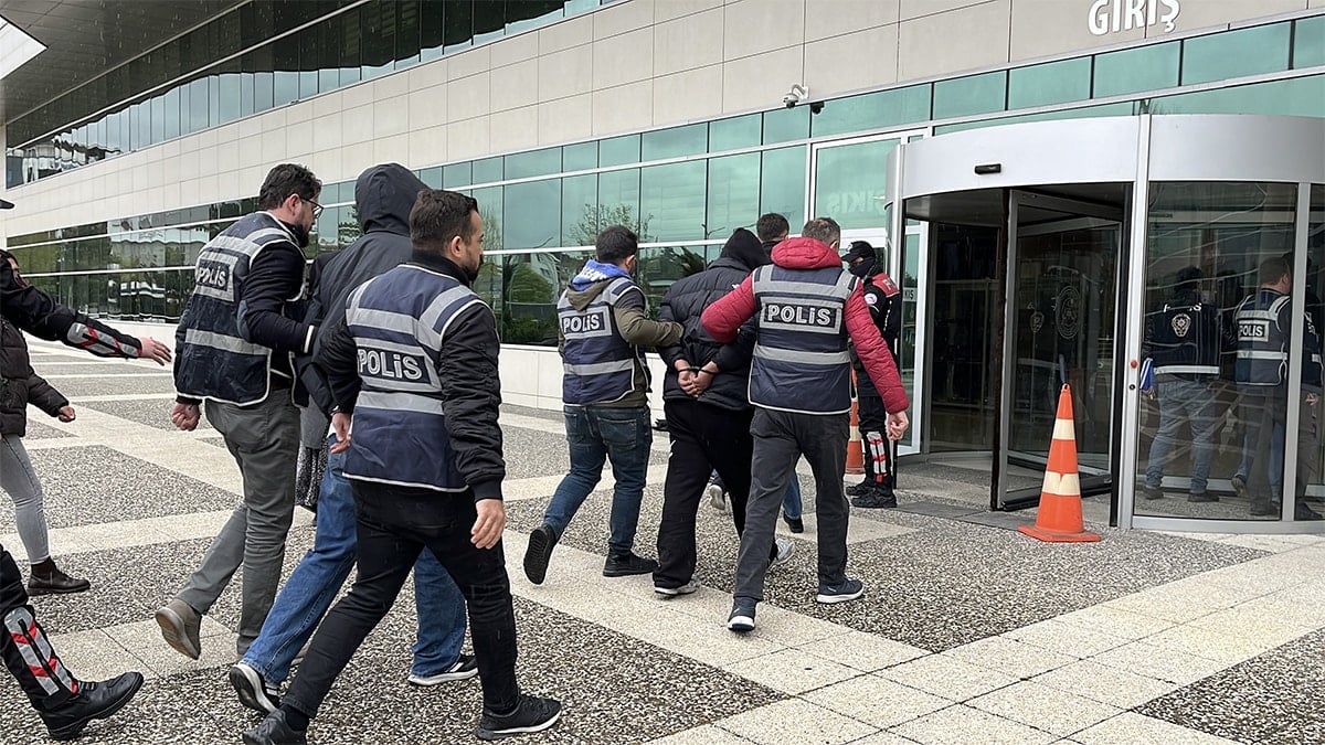 Konuşmaya çağırdılar, kurşun yağdırdılar
