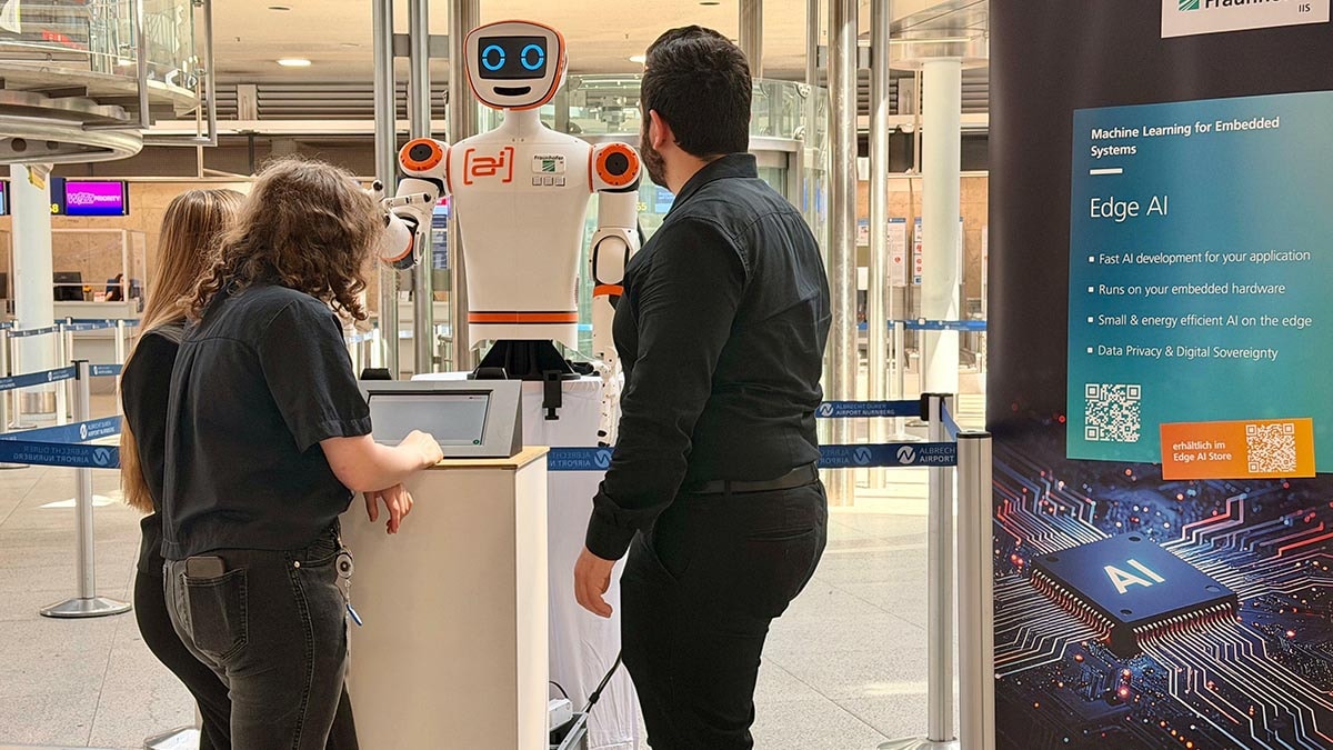 İnsansı robotlar havalimanlarında çalışmaya başlayacak