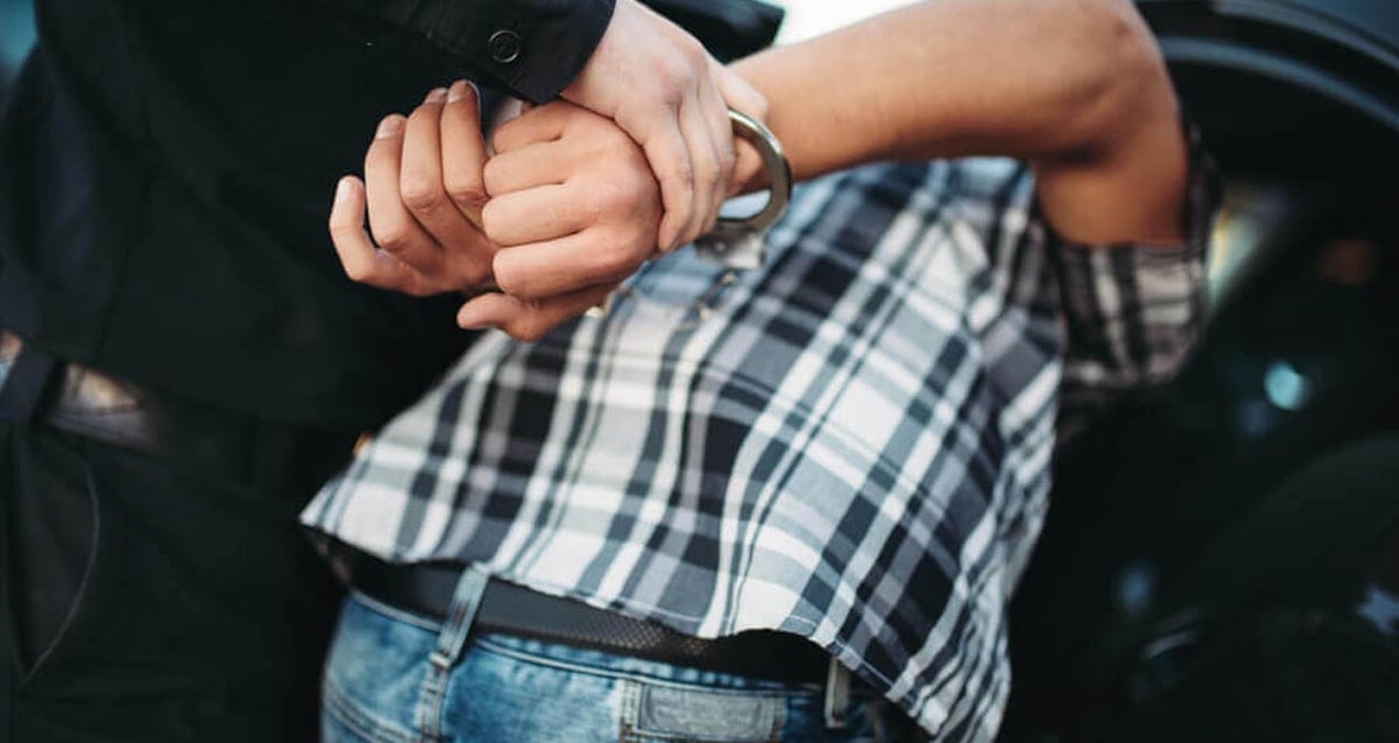 Afyonkarahisar'da hırsızlık yapan 2 şüpheli tutuklandı