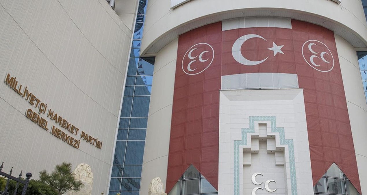 MHP'de bir başkan daha görevden alındı
