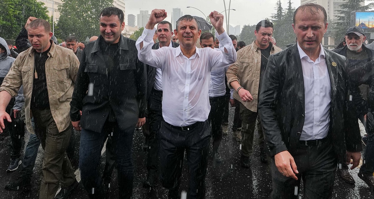 Ankara kulislerinde konuşulan bomba iddiayı CHP doğruladı: Pazartesi düğmeye basılıyor