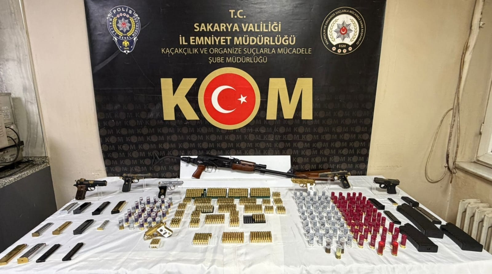 Sakarya’da silah operasyonu: 7 ruhsatsız tabanca ele geçirildi, 1 şüpheli tutuklandı