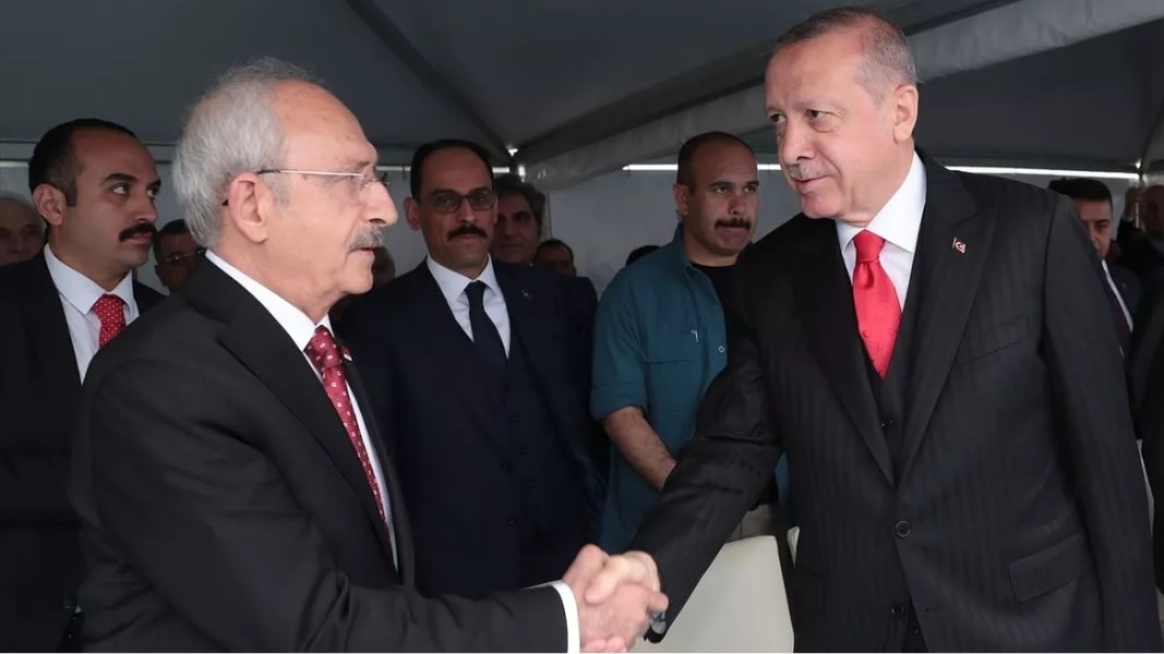 CHP ile AKP yeniden bayramlaşıyor