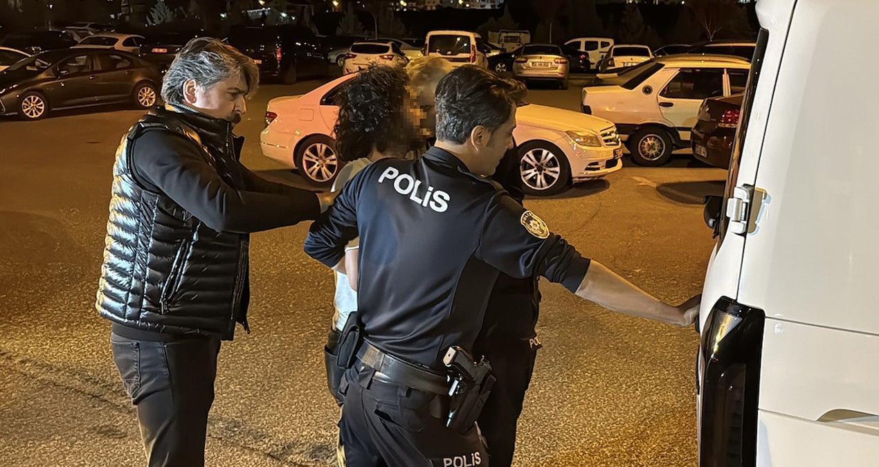 Nevşehir'de sağlık ekiplerini balkona kilitleyen iki kardeş gözaltına alındı