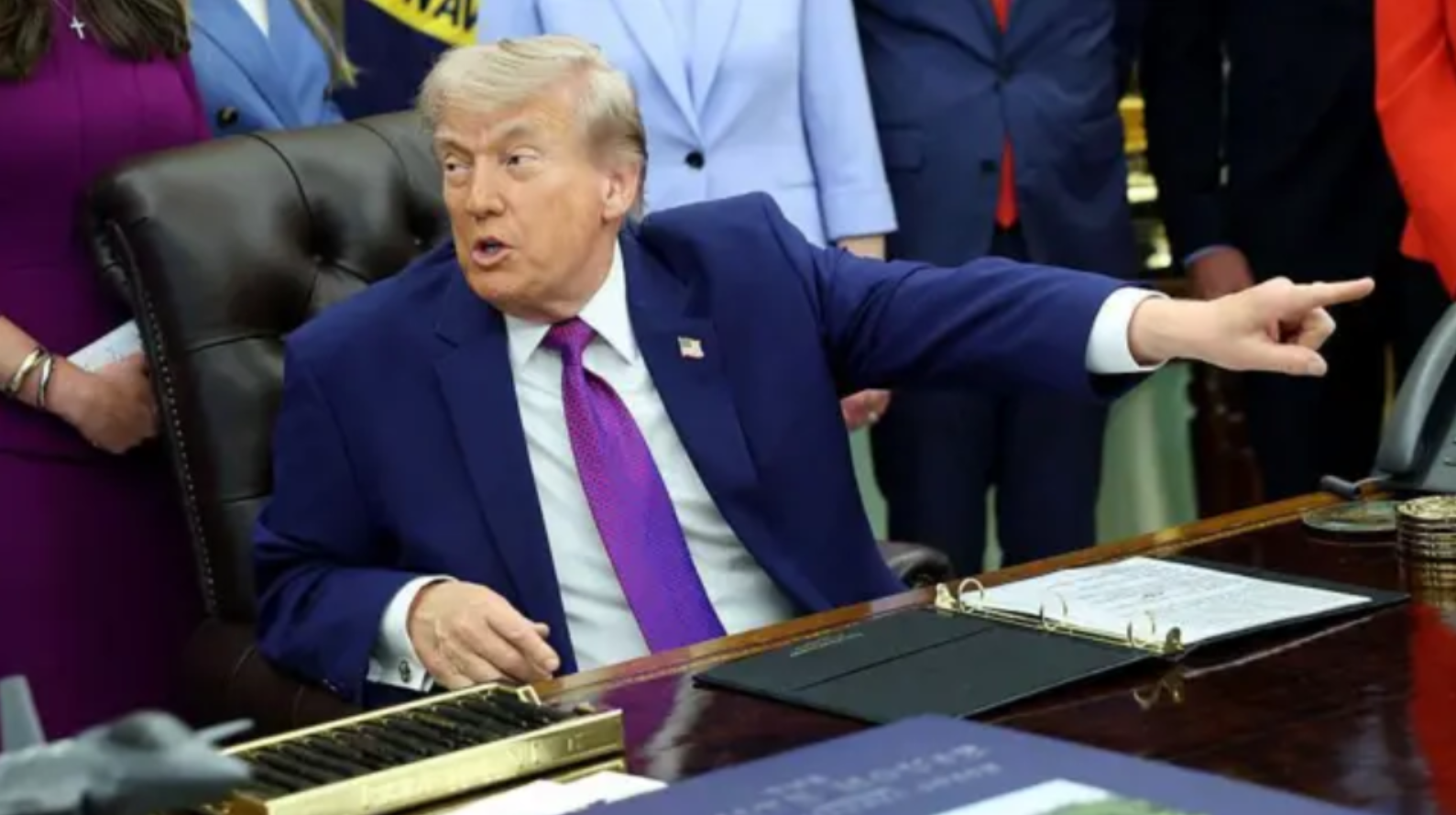 Trump'tan yeni açıklama: Bir kez daha hedef gösterdi