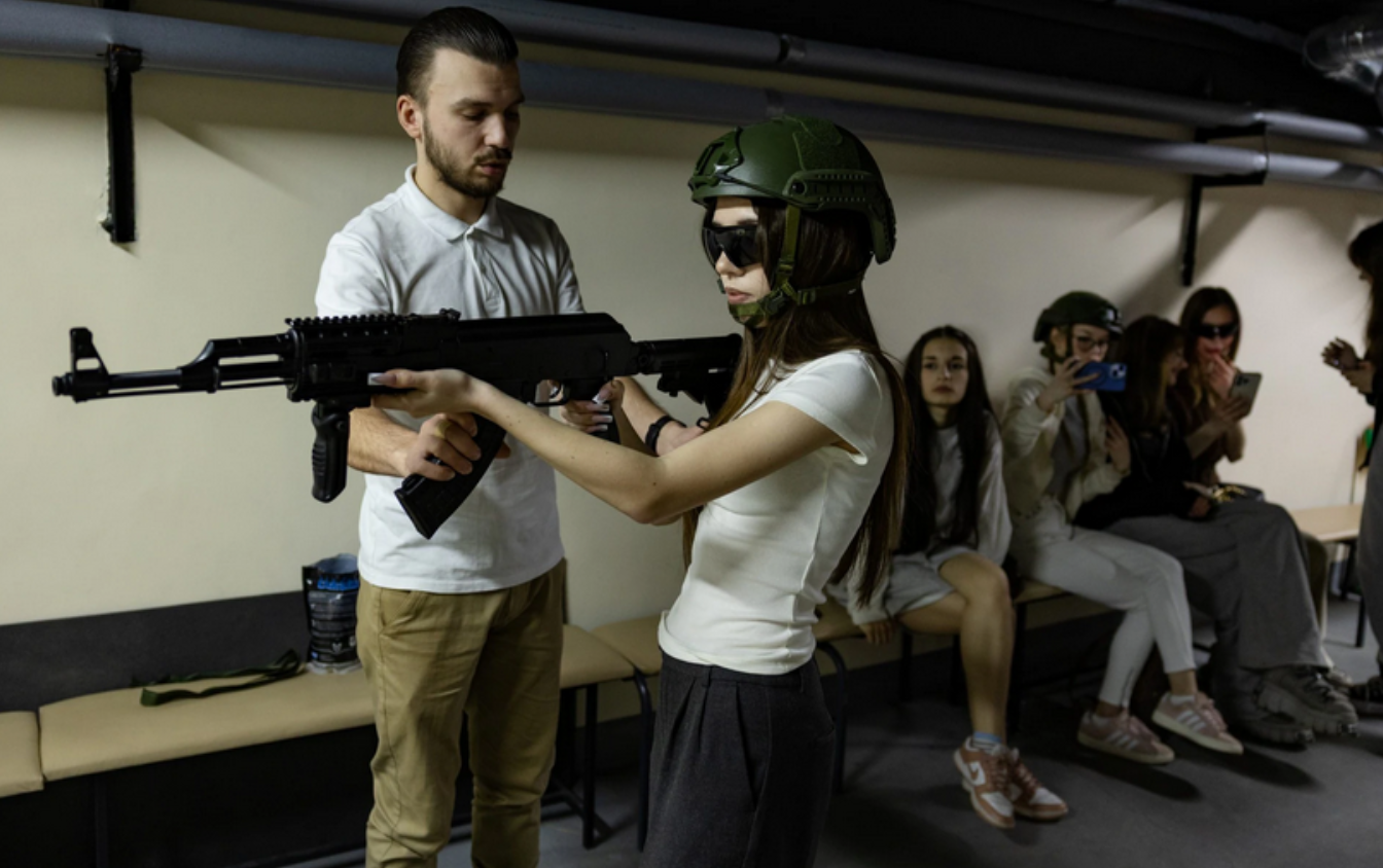 Ukrayna'da savaş lise müfredatına girdi