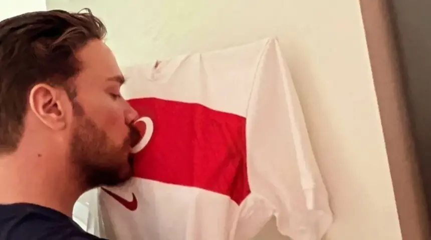 Merakla bekleniyordu, ortaya çıktı! İşte Sinan Akçıl’ın A Milli Takım marşı