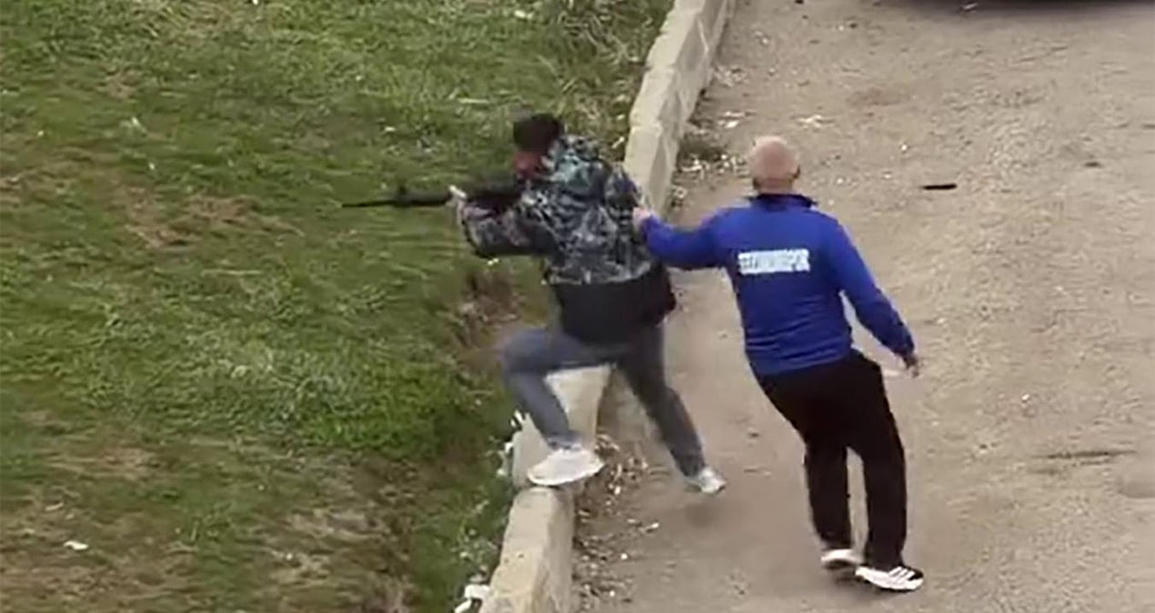 Erzurum'da boşanma aşamasındaki eşinin evine silahlı saldırı