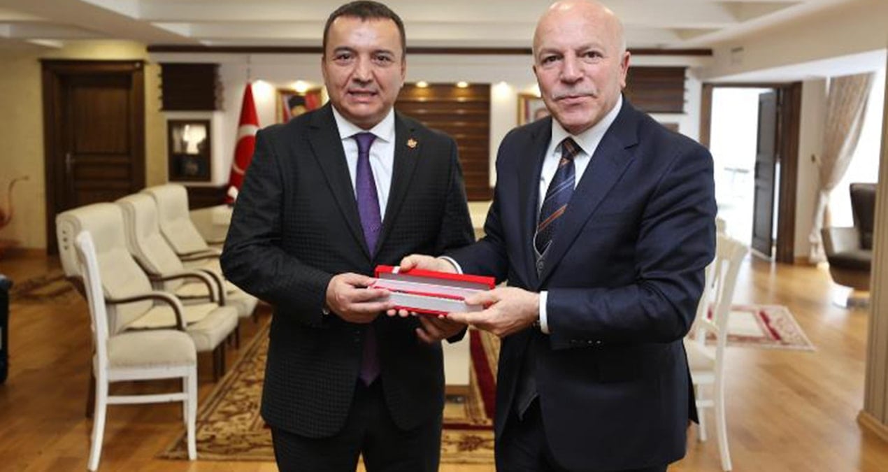 AKP'li belediyede hediyelik saltanatı