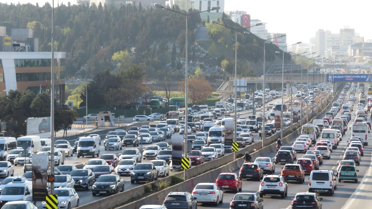 Bu iki ilçede olağanüstü önlem: Yollar kapatıldı