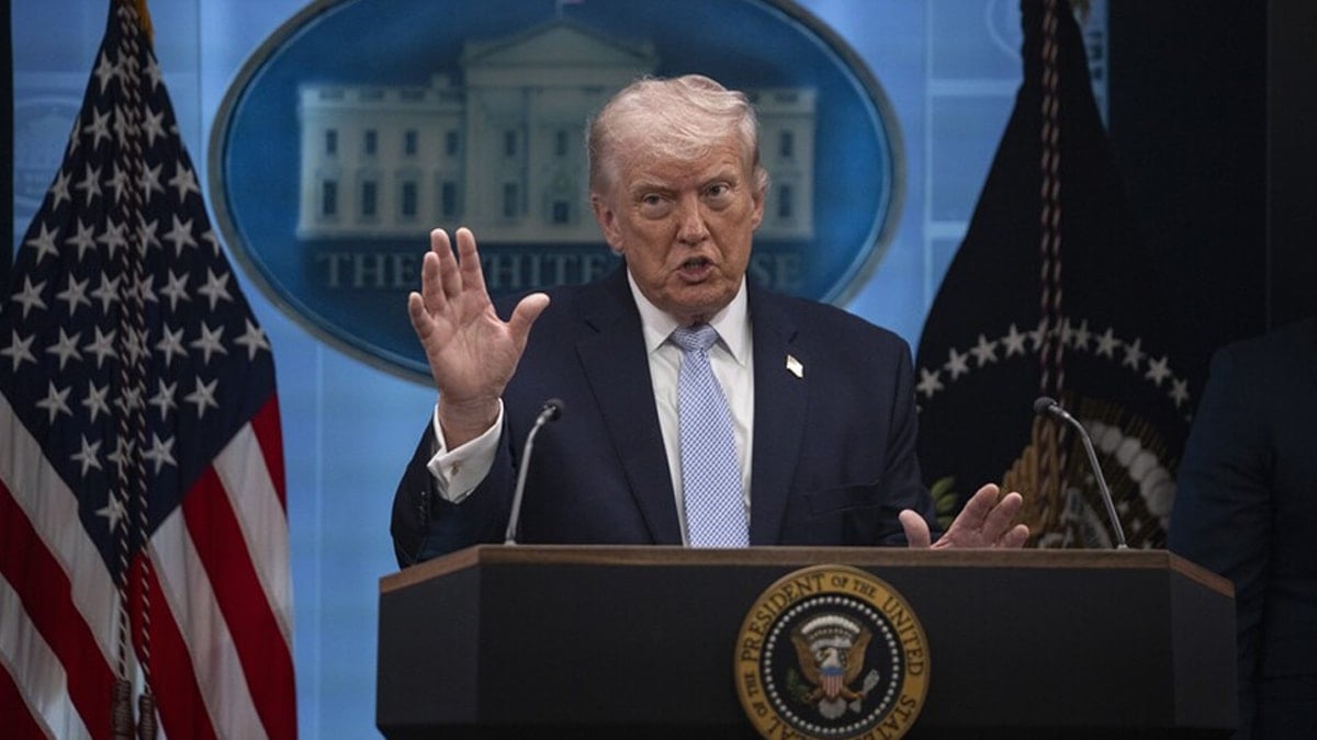Son dakika... Trump İran'a saldırı için yine tarih verdi