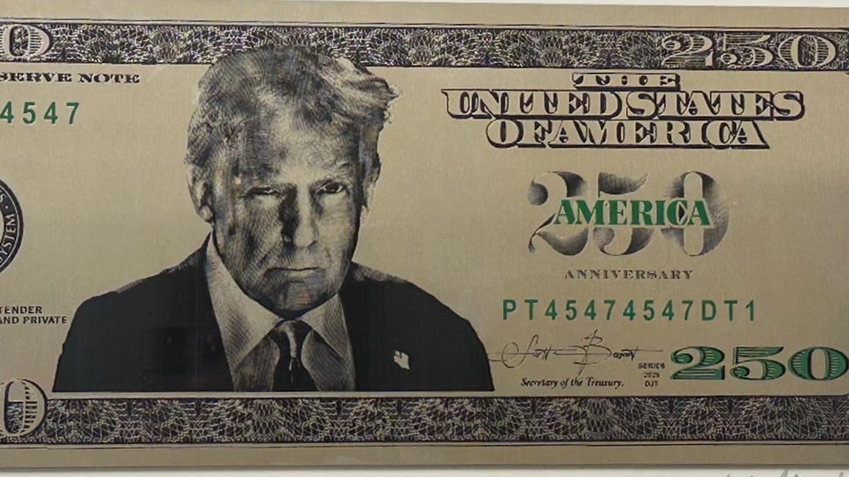 250 dolarlık Trump banknotları geliyor