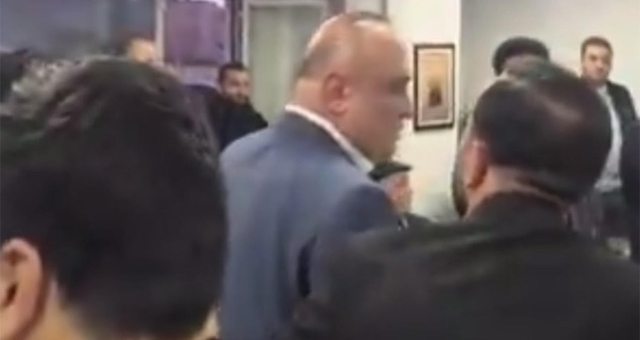 CHP’li vekile parti binasında protesto: Üç gündür neredeydin?
