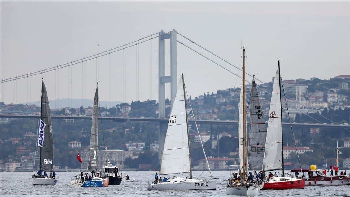 İstanbul Boğazı 'yat yarışı' nedeniyle transit gemi geçişlerine kapatıldı