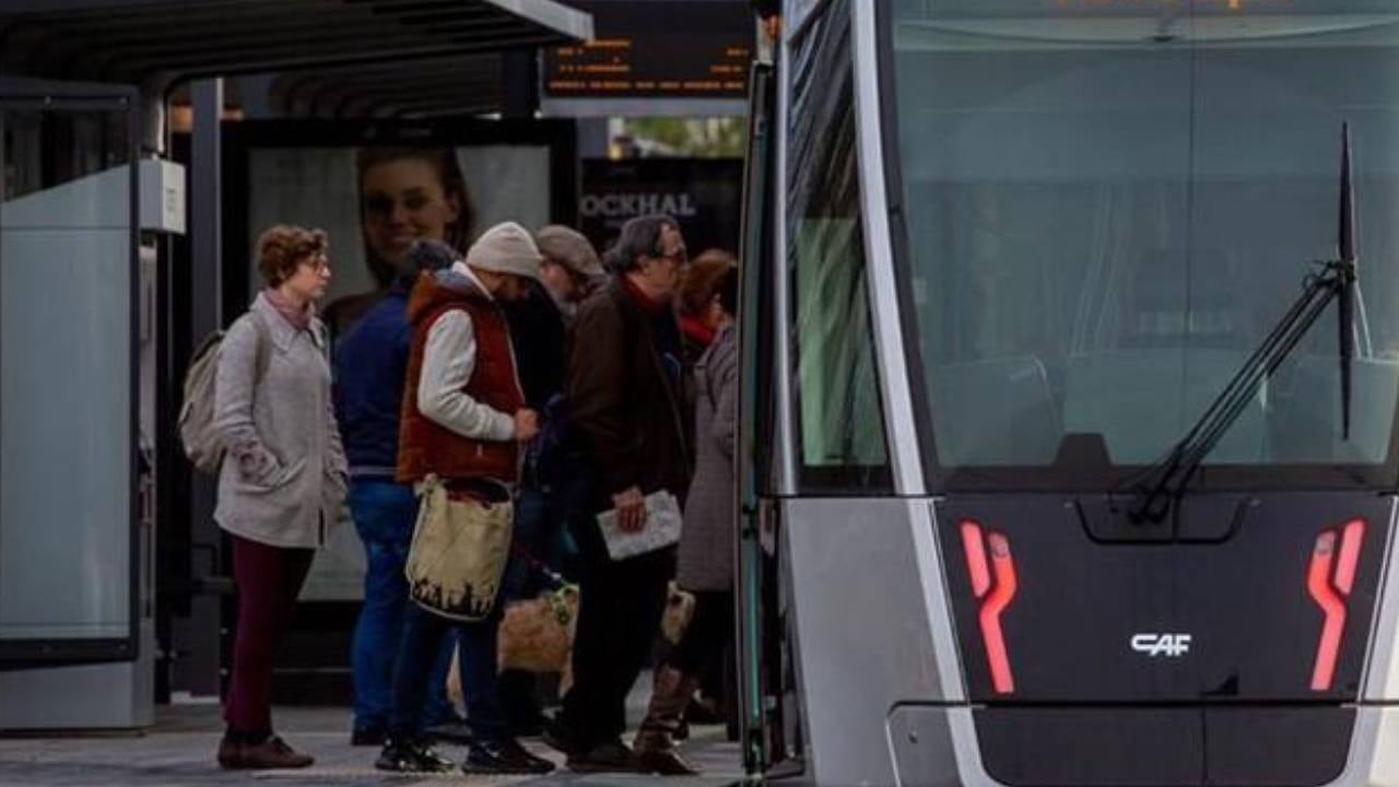 Toplu taşımaya yüzde 60 indirim yaptılar: Dünyaya örnek oldular