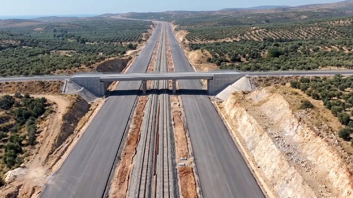 2.5 saatlik yol 18 dakikaya düşecek