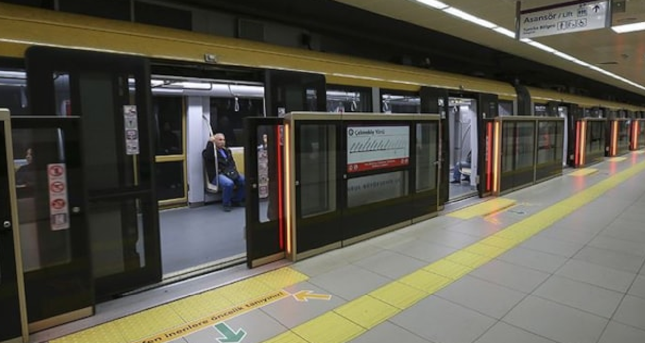 Milyonlarca İstanbullunun beklediği metro açıklaması geldi