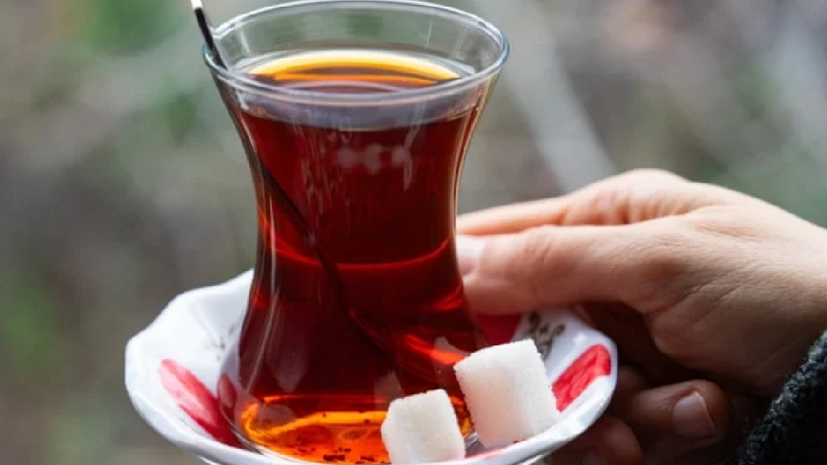 Bu 3 il resmen çayı su içer gibi tüketiyor: Bardaklar hiç boş kalmıyor