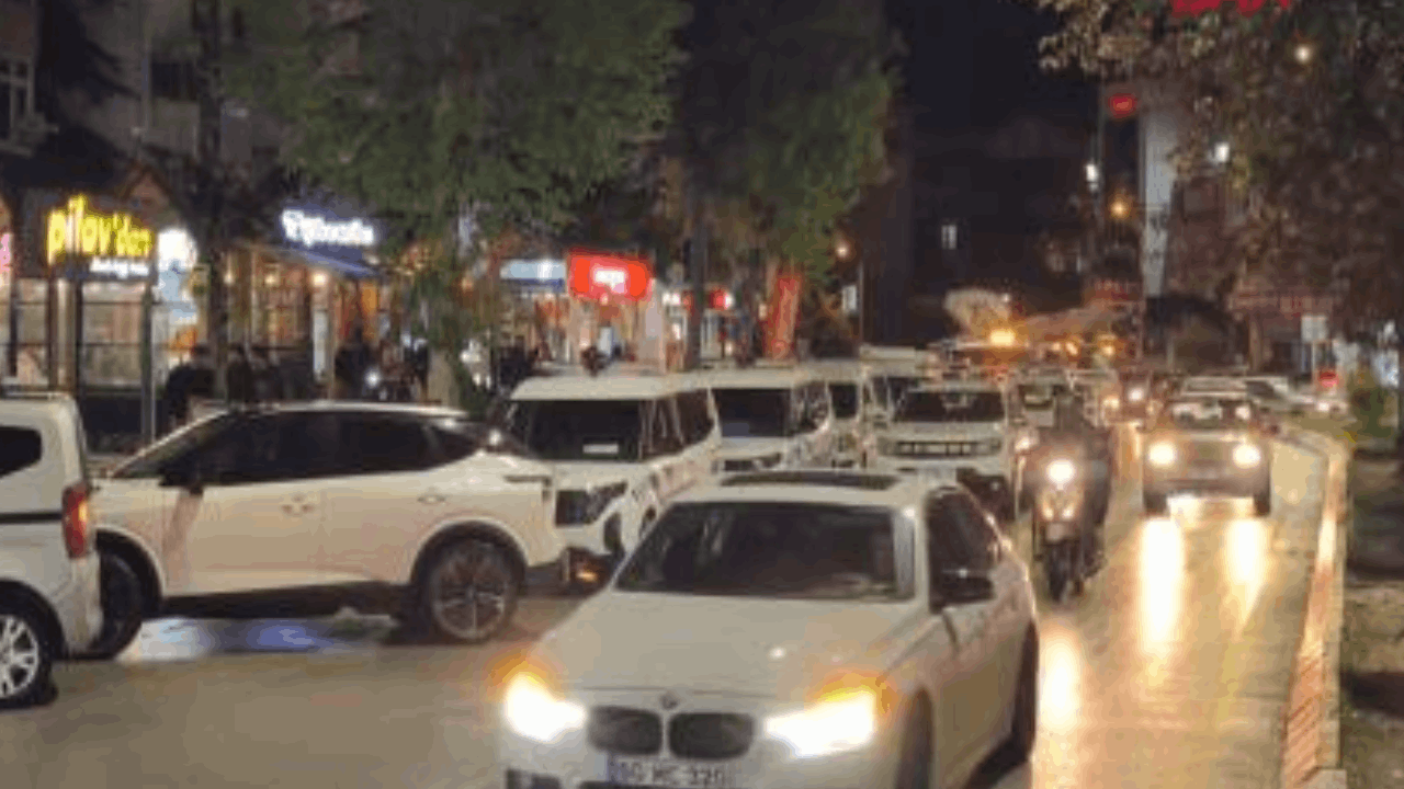 Kız meselesi kavgasında kan aktı: Üniversiteli genç hayat savaşı veriyor