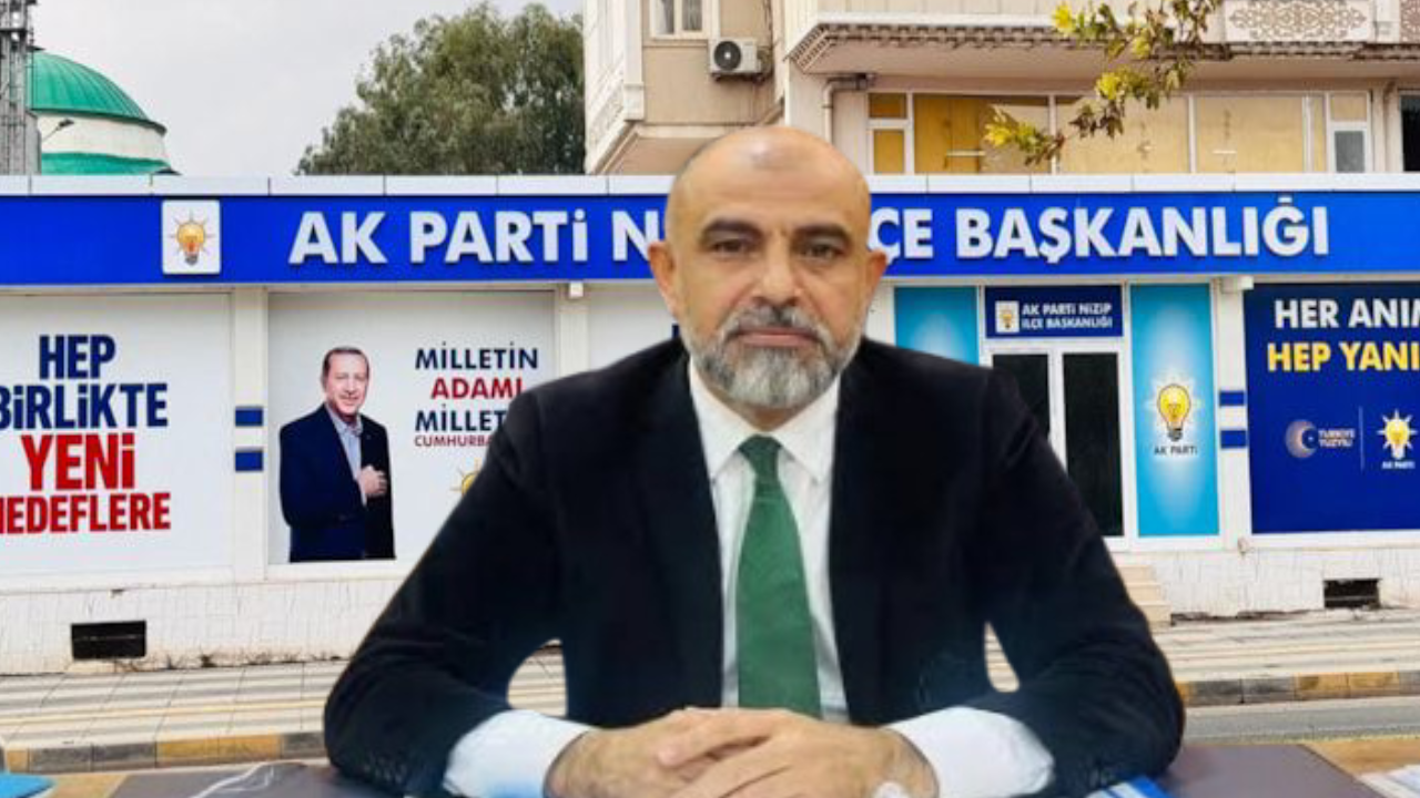 Kaçak ilçe binasıyla gündem gelmişti: O AKP’li istifa etti